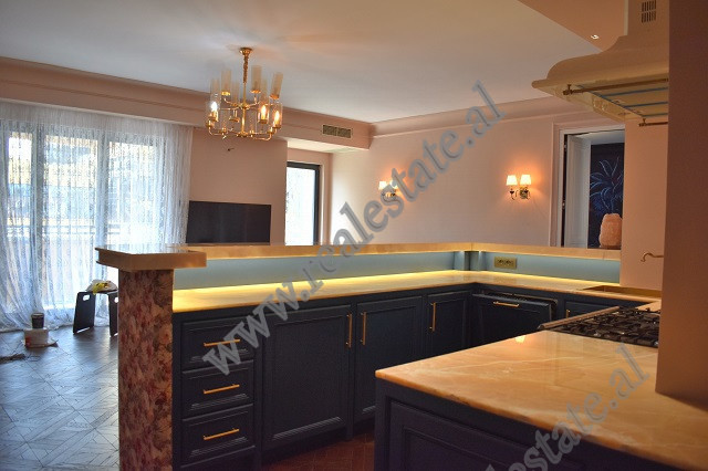 Apartament modern me qira ne qender te Tiranes